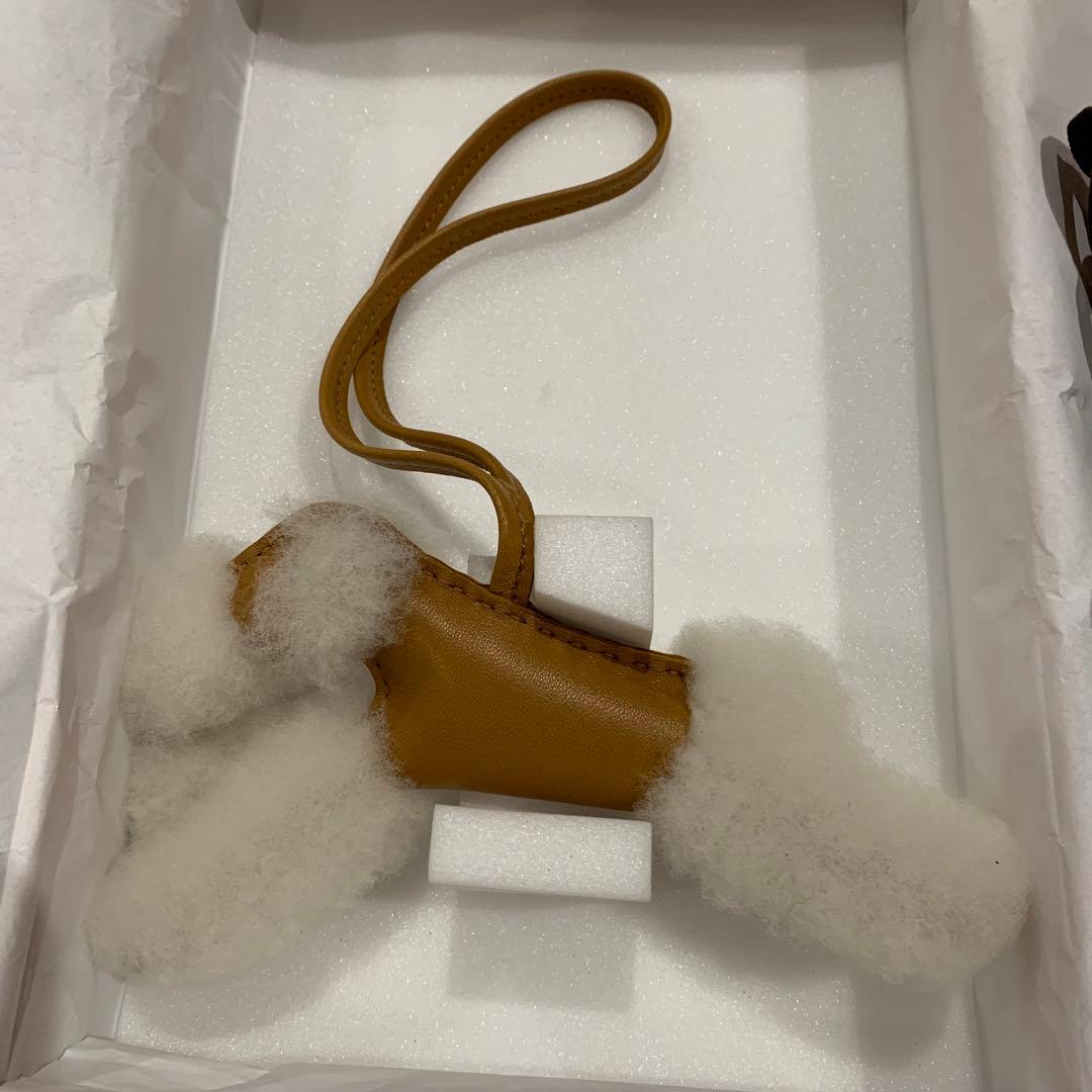 新品未使用エルメス バディチャーム 犬 白 ゴールド