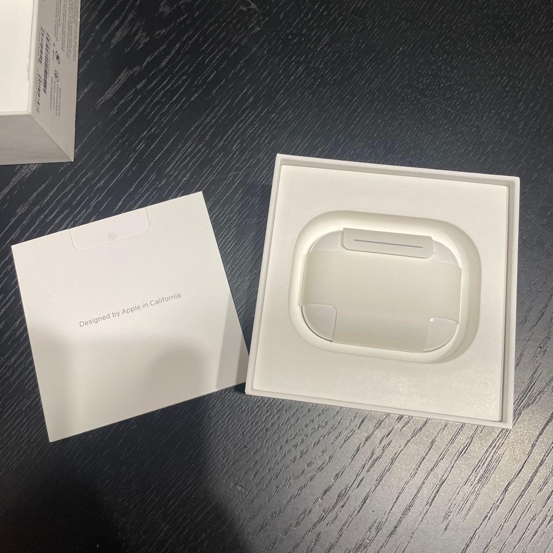 AirPods Pro (第2世代) 本体 + MagSafe充電ケース