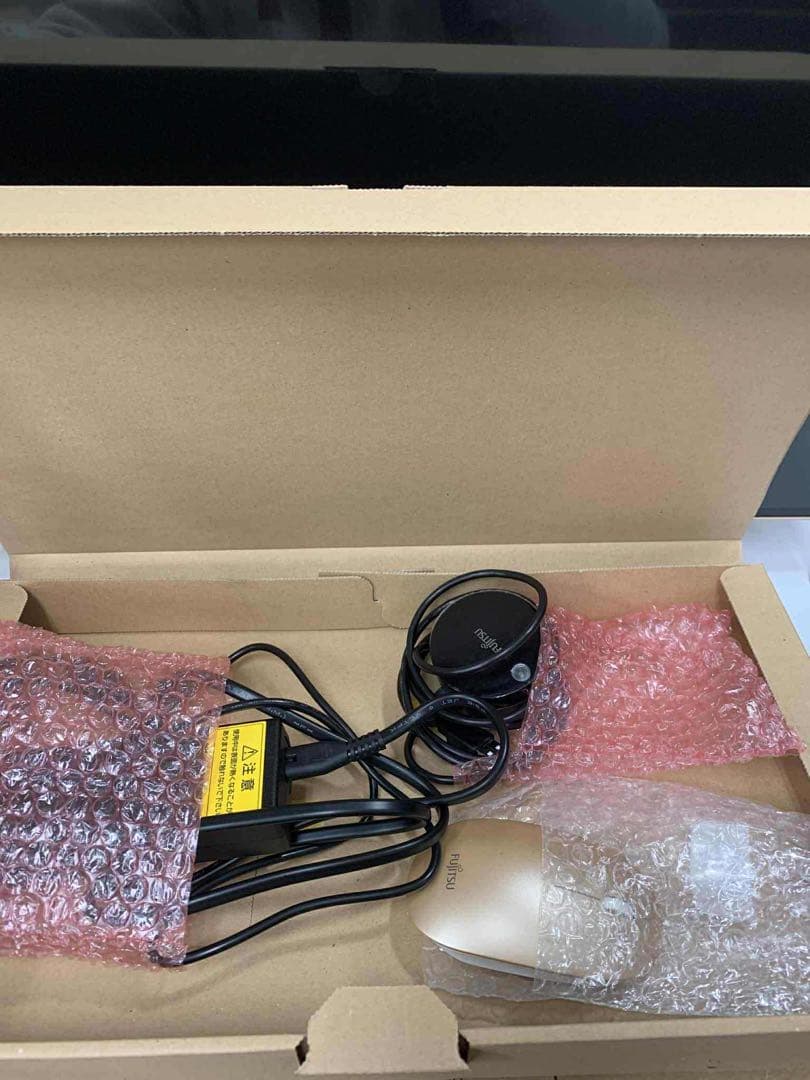 富士通 ESPRIMO FH77/C2 i7-7700HQ 8GB Office