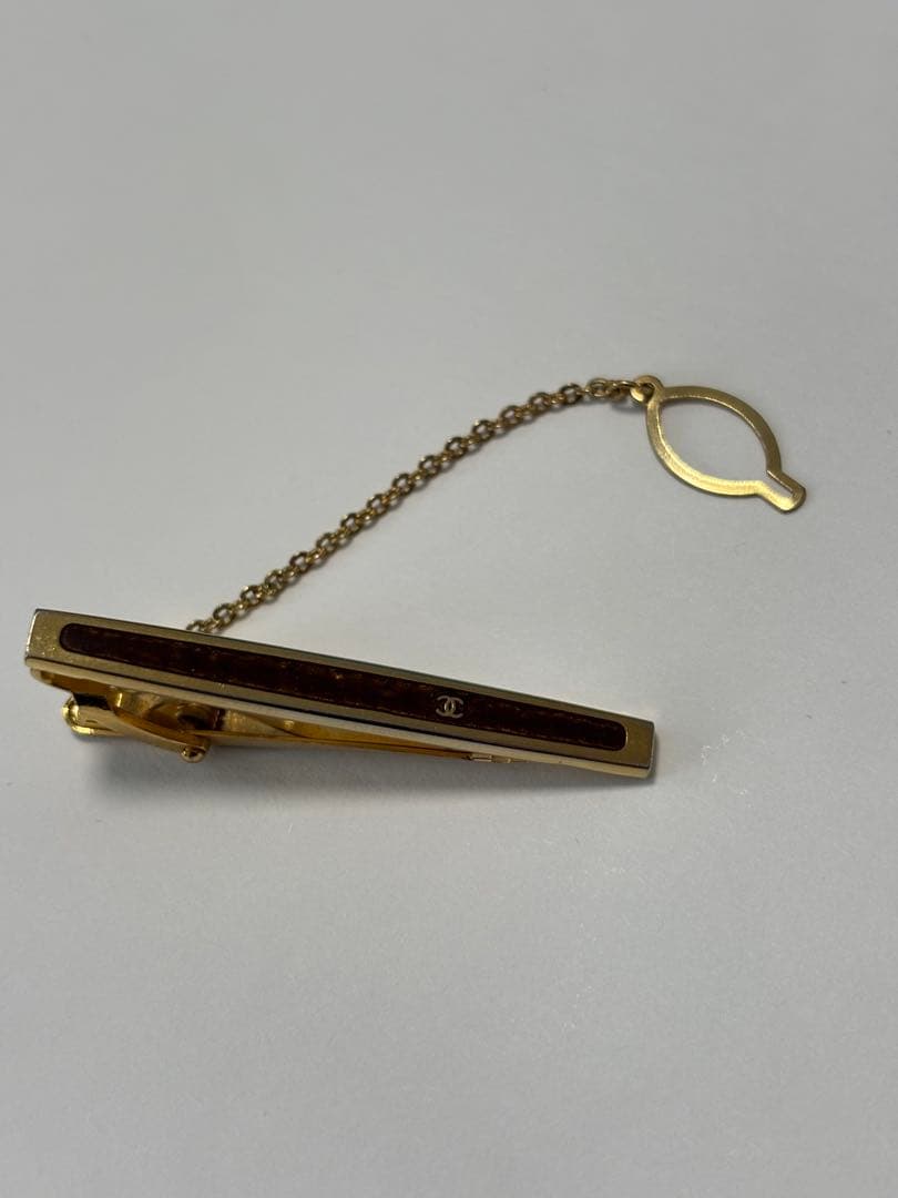 シャネル　24K GFネクタイピン チェーン付き