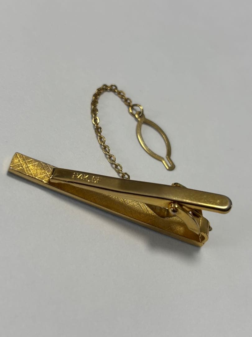 シャネル　24K GFネクタイピン チェーン付き