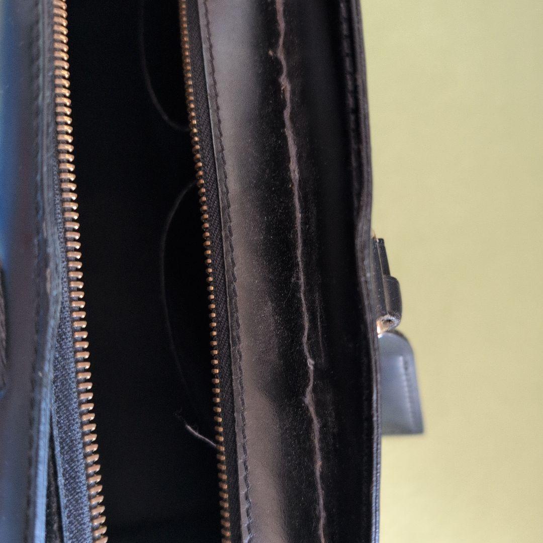 ルイヴィトン ビジネスバッグ エピ リヴィエラ ブラック