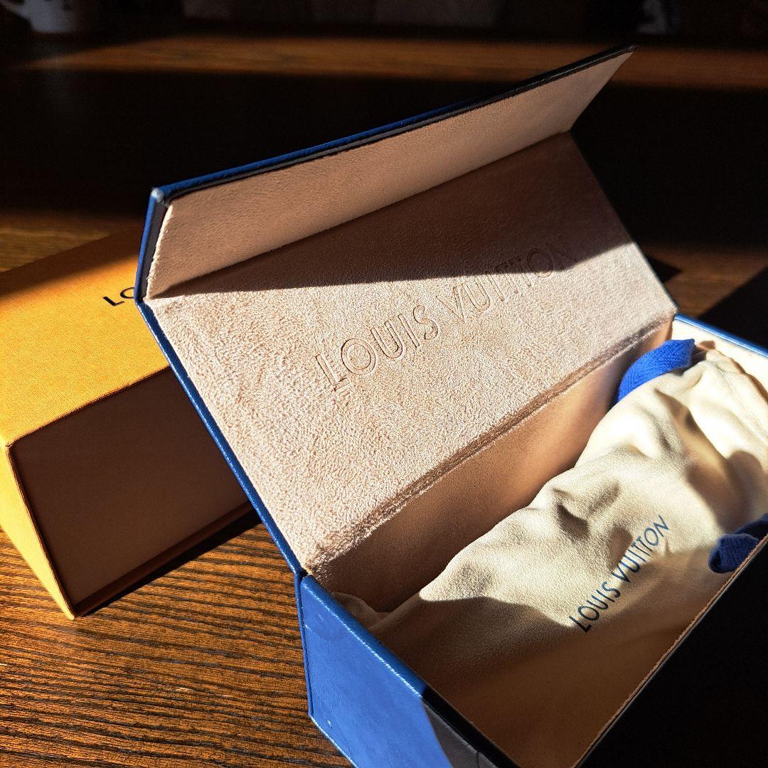 t.k.mom Vuittonサイクロンサングラスz1736etv1292