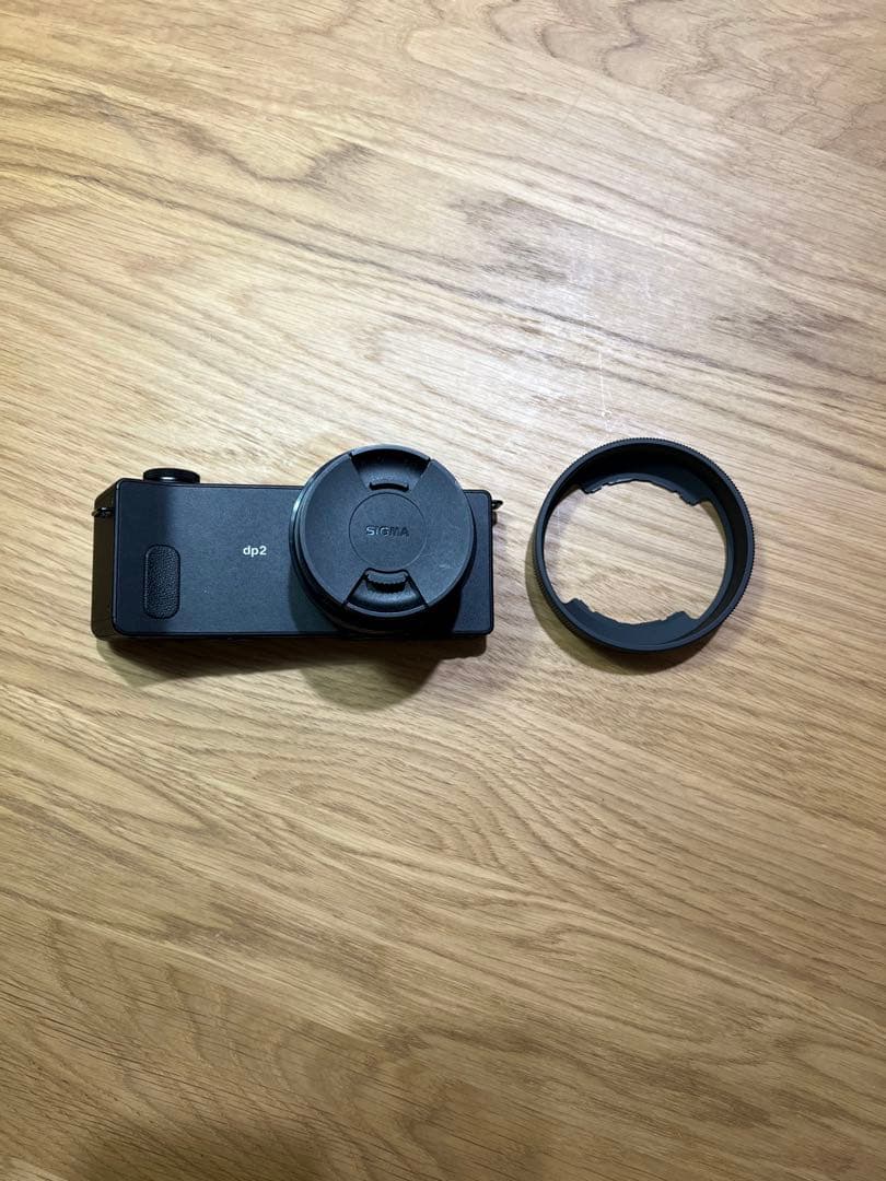 SIGMA デジタルカメラ dp2Quattro ※フード付き/充電器無し