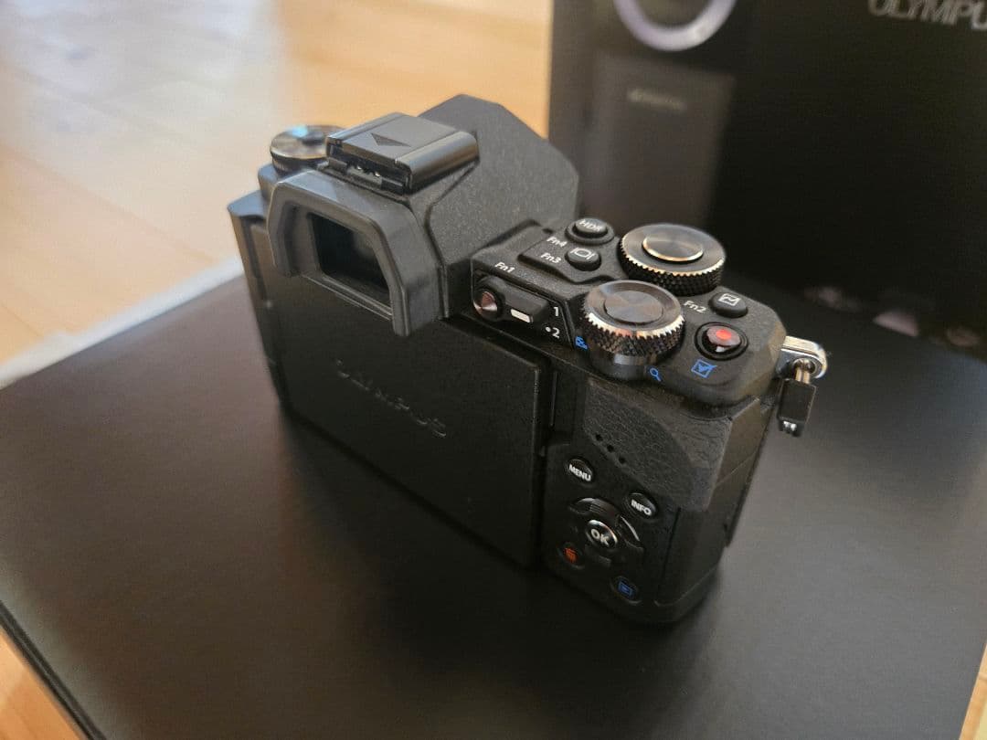 OLYMPUS OM-D E-M5 MarkII レンズセット