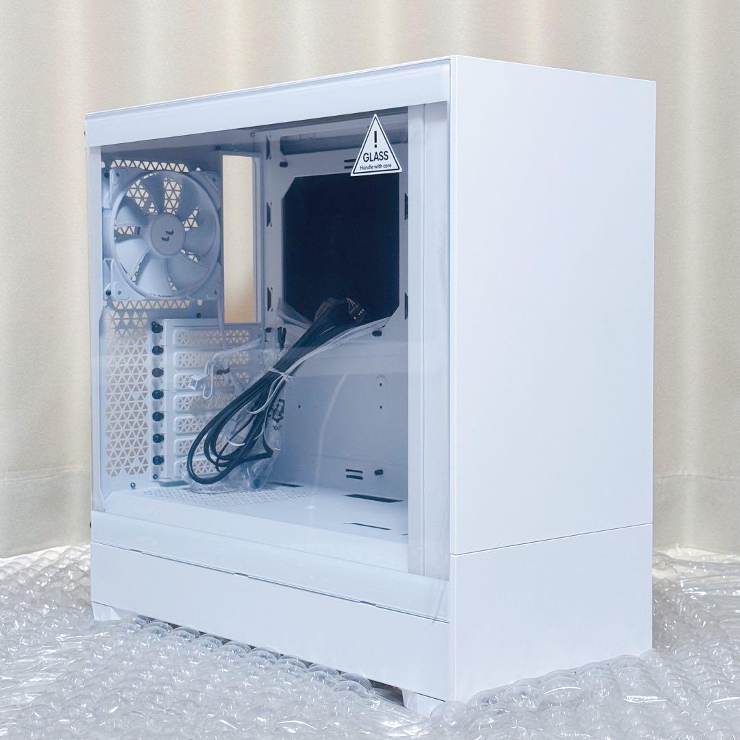 《値下げ中》Fractal Design Pop Silent PCケース