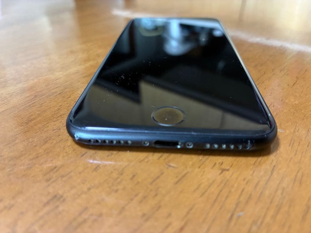 iPhone SE2 128GBブラック