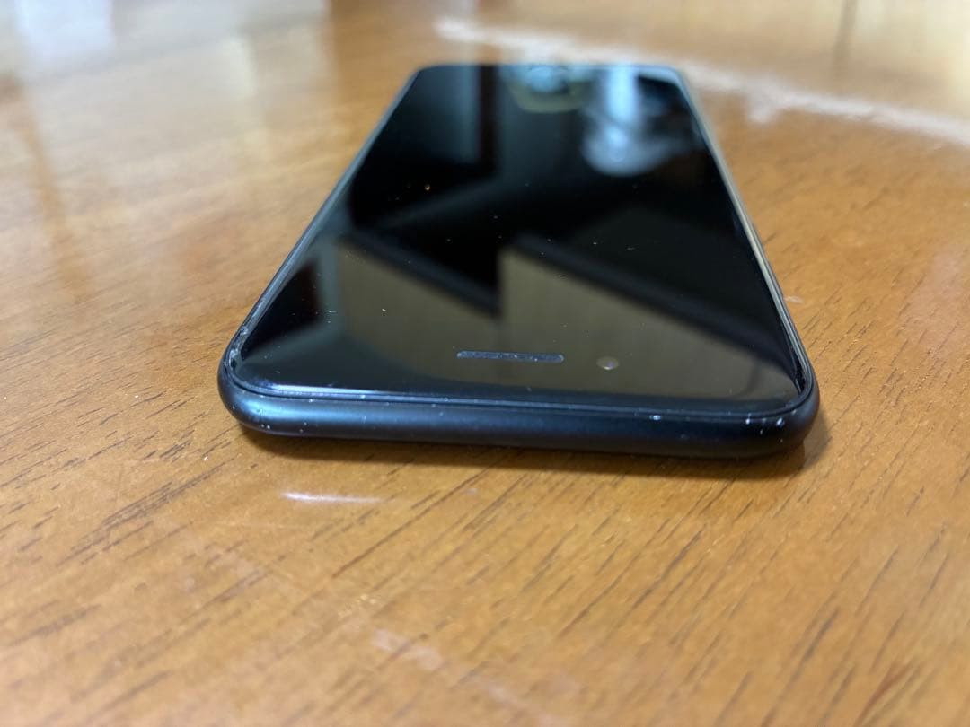 iPhone SE2 128GBブラック