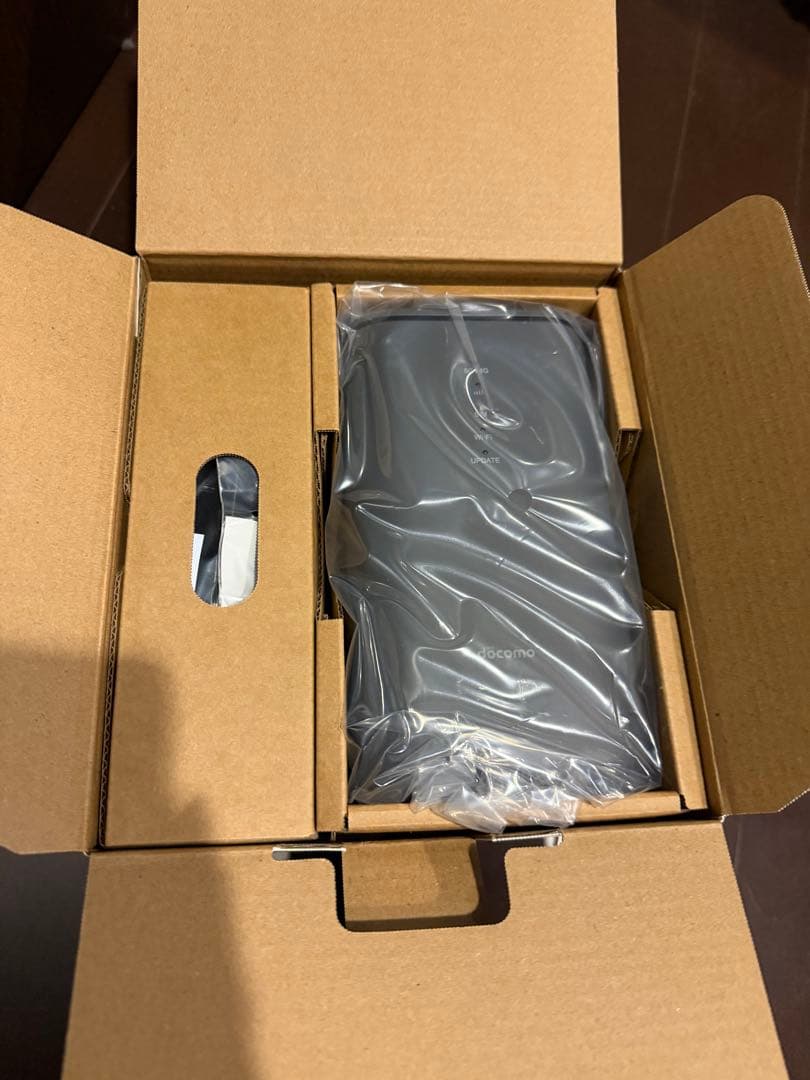 docomo HR02 5Gルーター 未使用