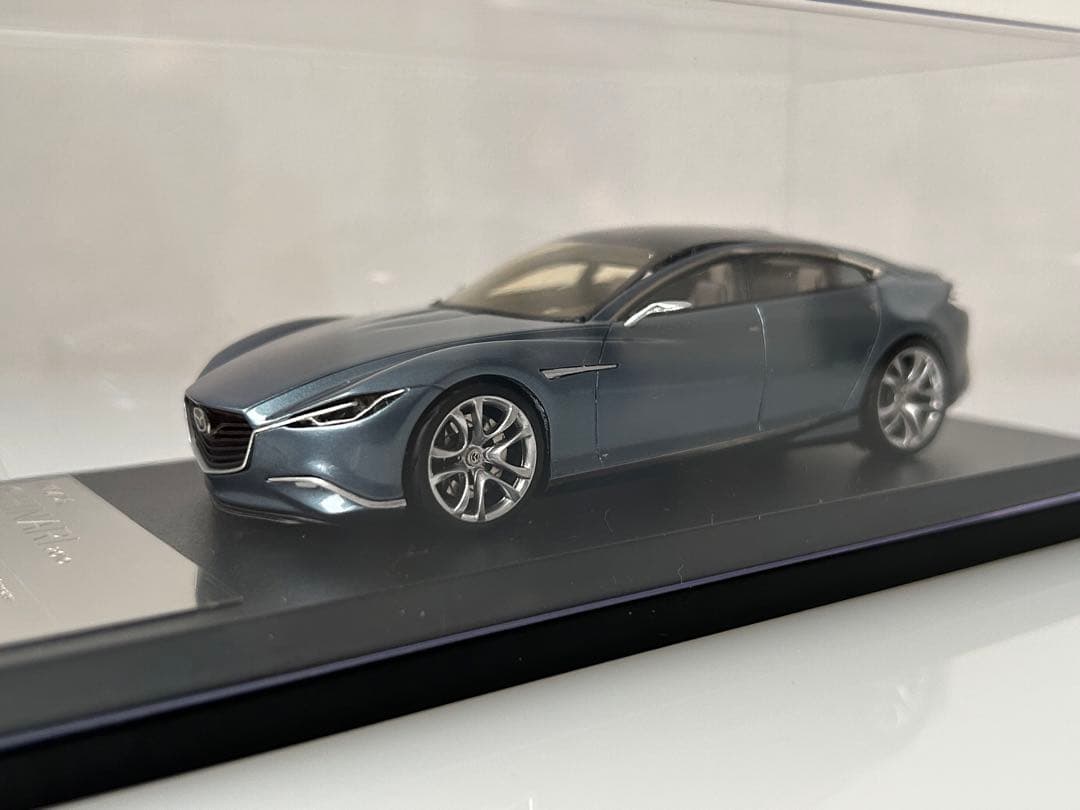 希少　MAZDA SHINARI 2010 ミニカー 1/43