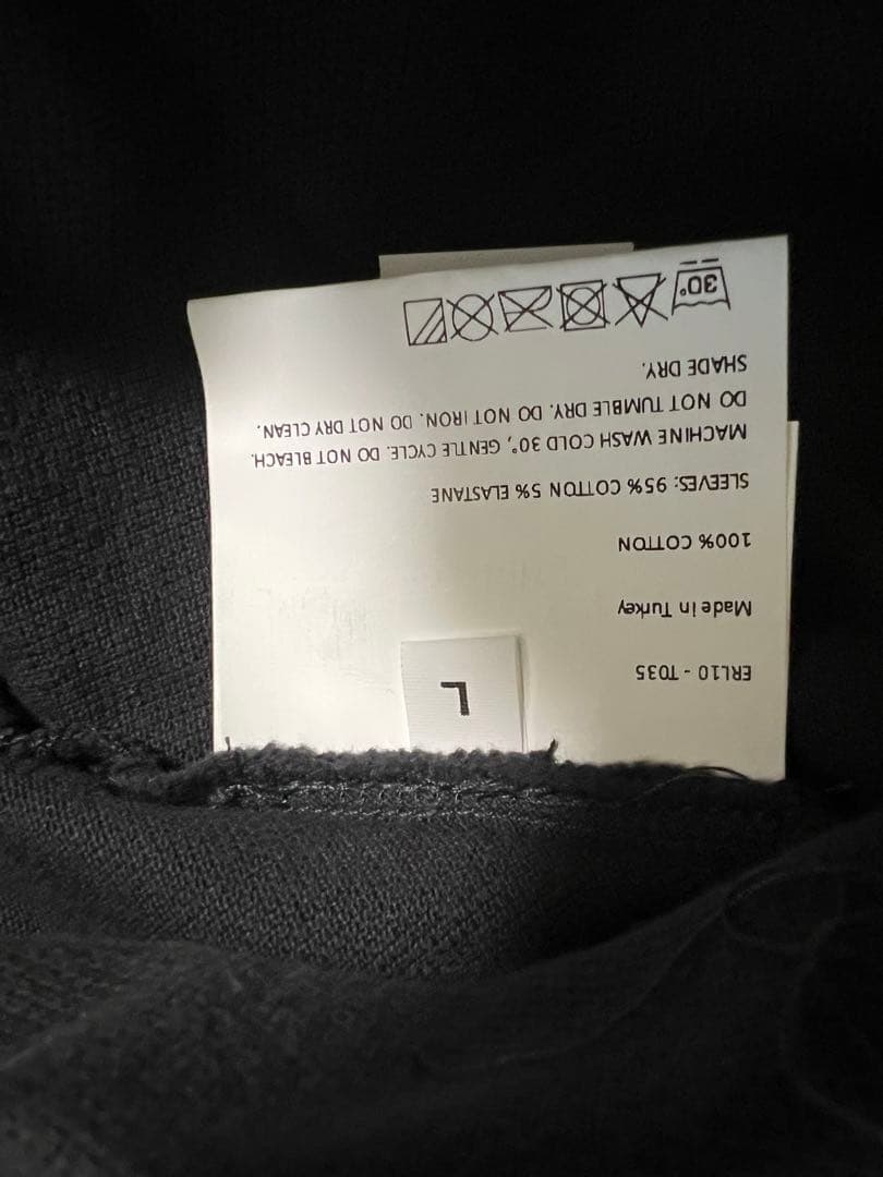 ERL ブラック ポロシャツ