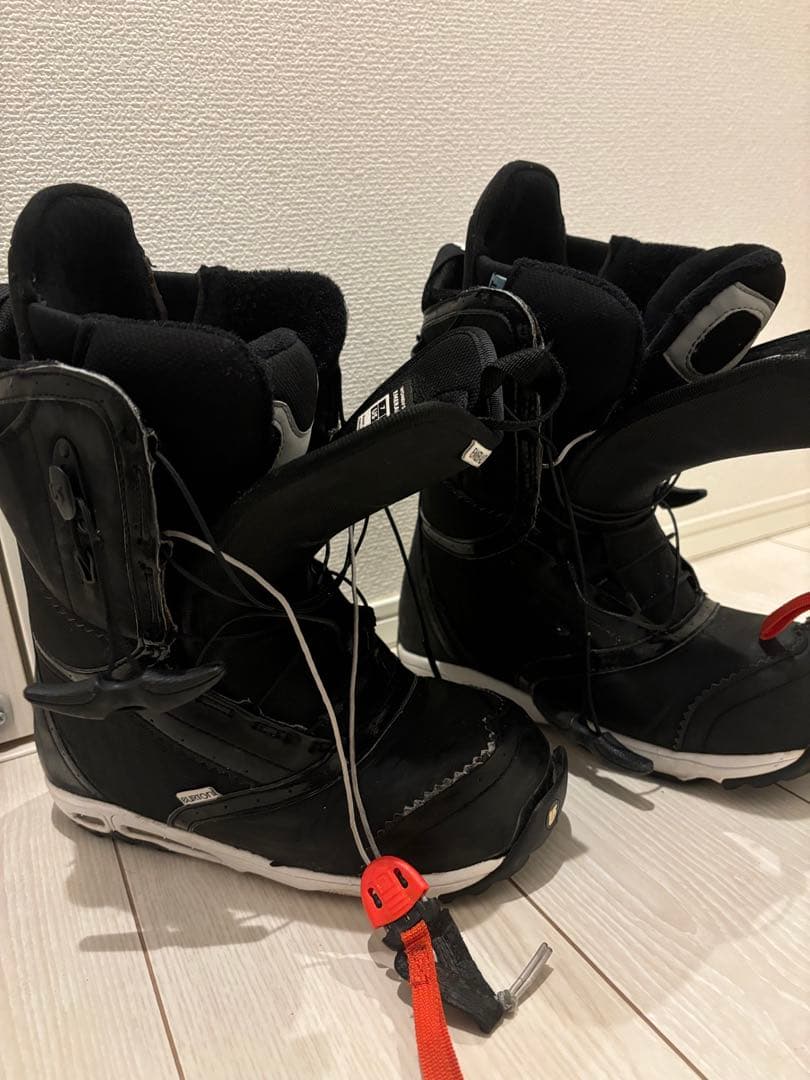 Burton Emerald-Asan Fit スノーボードブーツ　ブラック