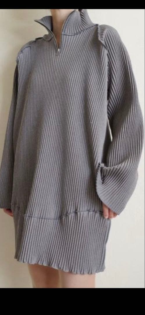 kotohayokozawa ブラック プリーツ長袖トップス