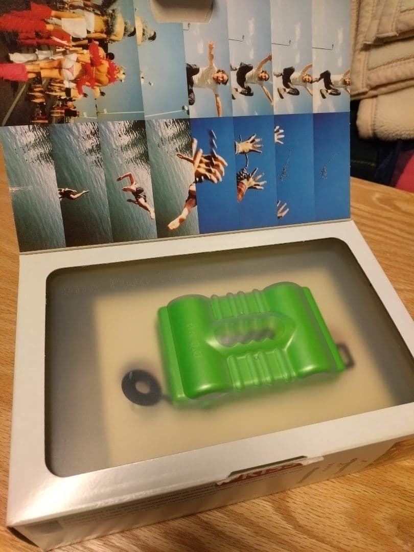 Lomography Supersampler スーパーサンプラー4枚連写