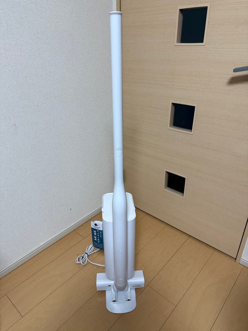 【展示品】Panasonic MC-NS100K-W