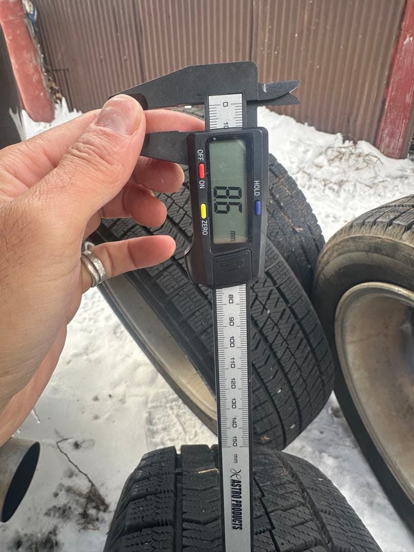 2022年 ブリザックvrx185/60r15 純正ホイール付イボ付き4本セット