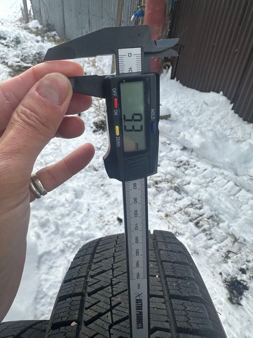 2022年 ブリザックvrx185/60r15 純正ホイール付イボ付き4本セット