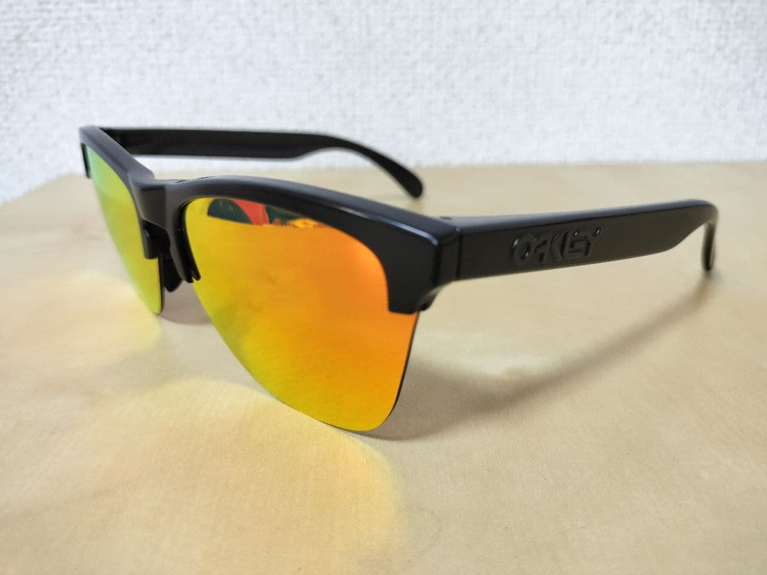 状態良好 レンズ新品 FROGSKINS Lite OAKLEY
