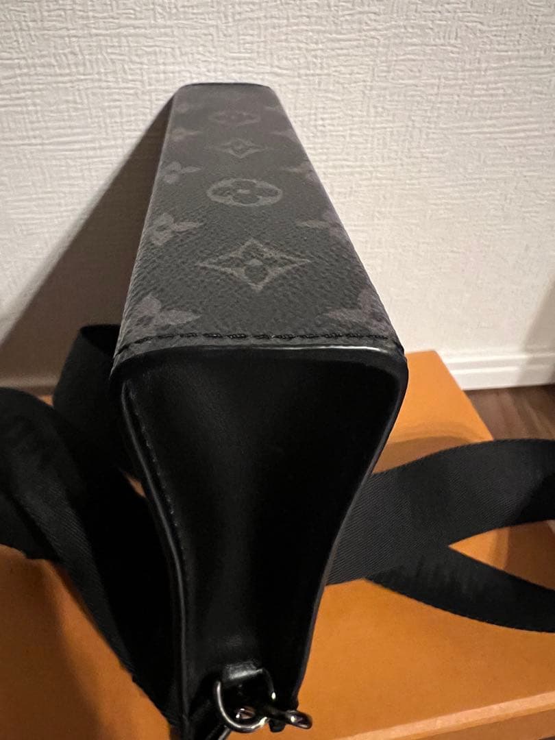 ルイヴィトン M81124 ガストンウエアラブルウォレットショルダーバッグ