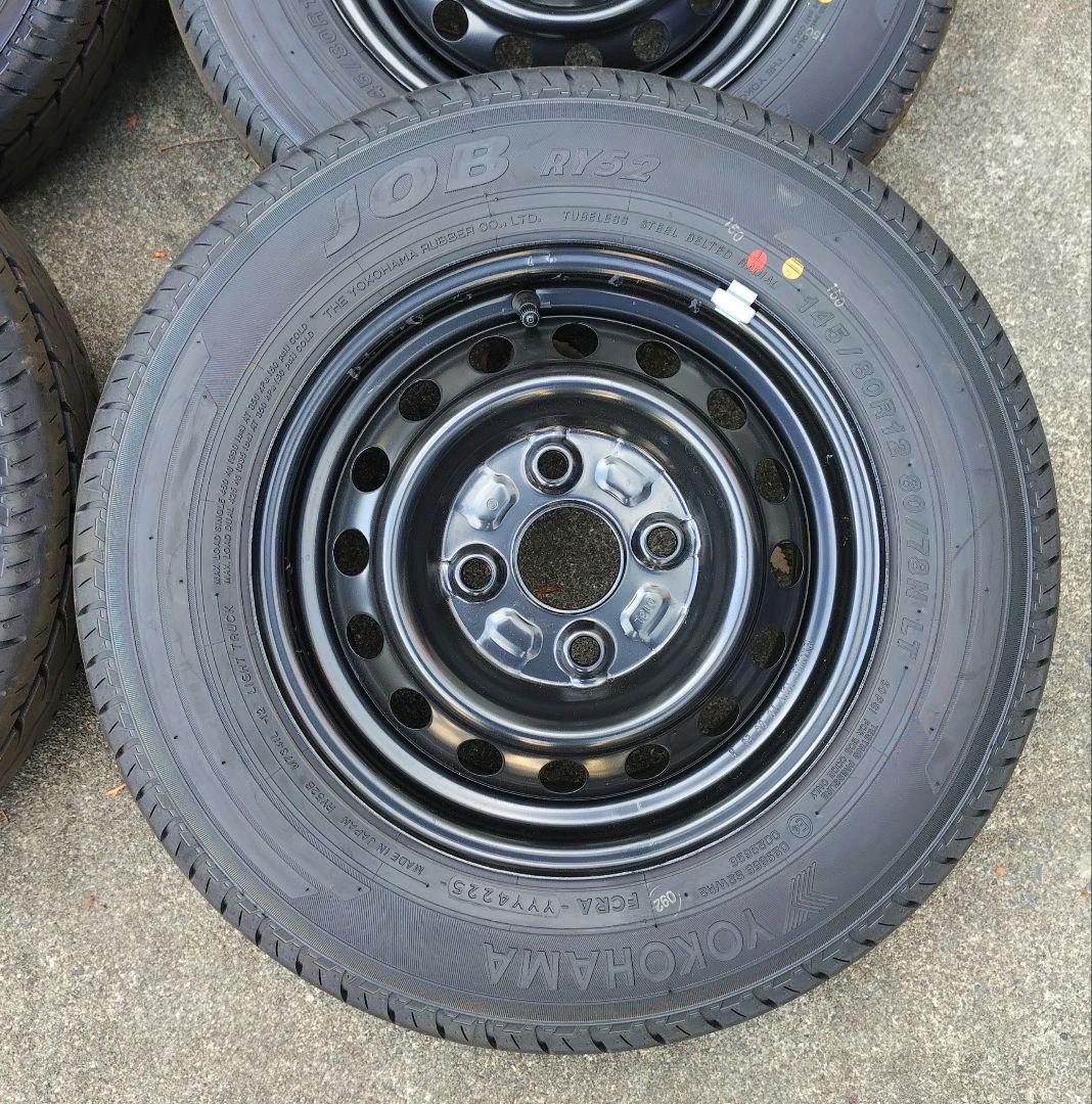 ダイハツ　アトレー　純正タイヤ