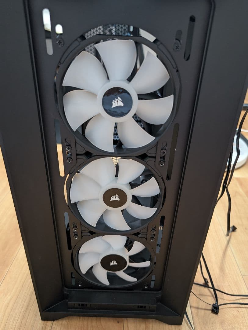 【美品】Corsair 4000X RGB PCケース ＋ おまけファン付き