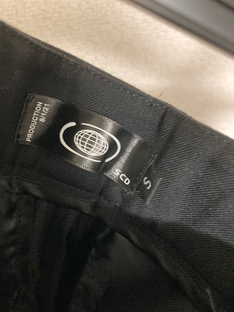 FRKM SCD フレアパンツ　ブラック　変形　タック　スラックス　 Sサイズ