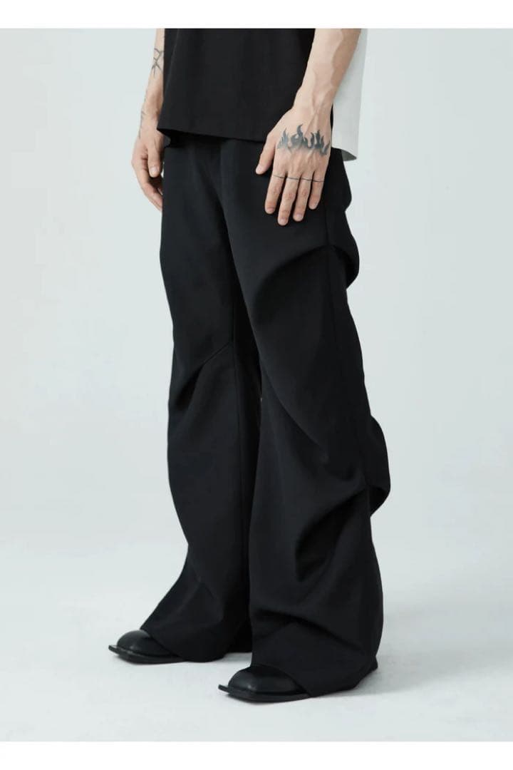 FRKM SCD フレアパンツ　ブラック　変形　タック　スラックス　 Sサイズ