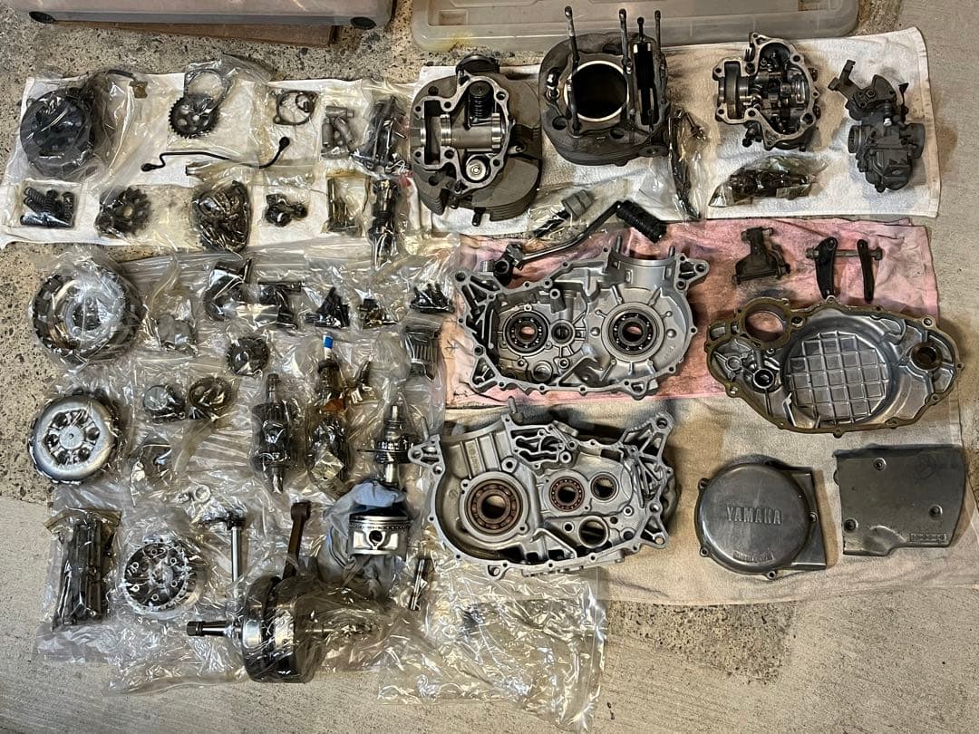 SR400 初期型エンジン　2h6 旧車　1978年