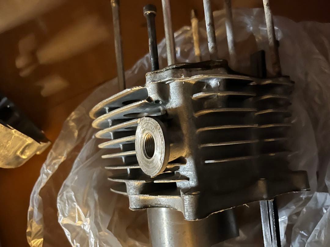 SR400 初期型エンジン　2h6 旧車　1978年