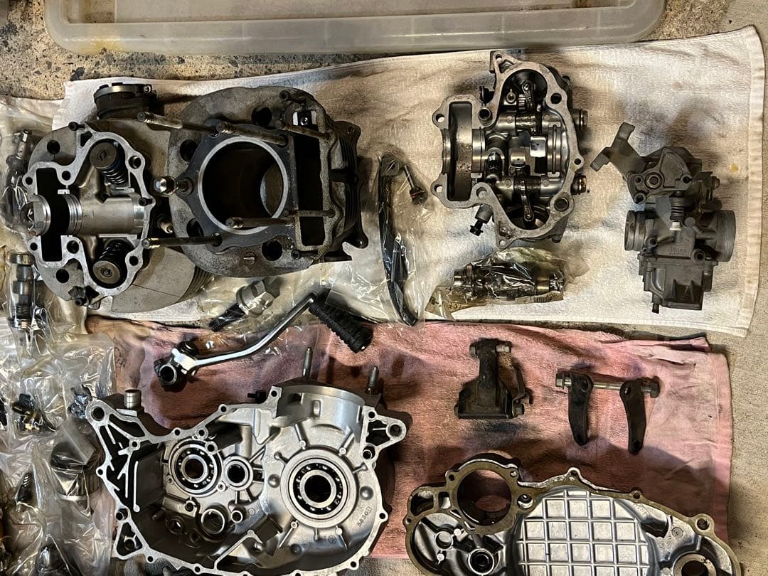 SR400 初期型エンジン　2h6 旧車　1978年