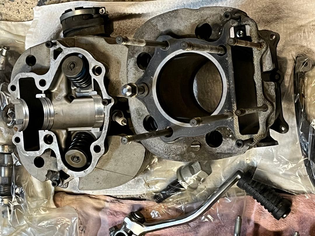 SR400 初期型エンジン　2h6 旧車　1978年