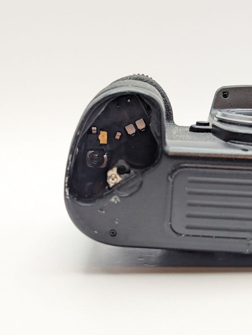 Nikon F100 ボディ 動作品 電池ホルダー無し