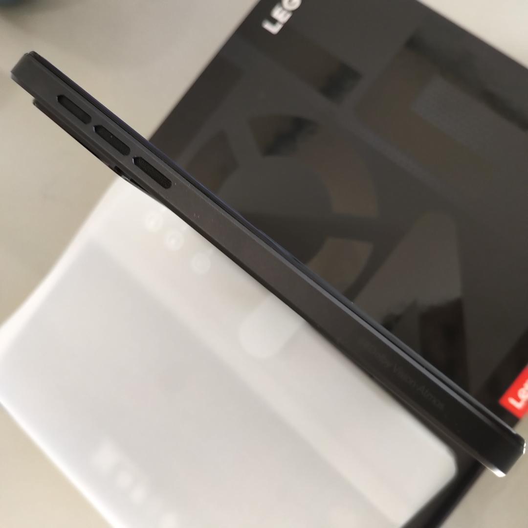 Lenovo Legion Tab Y700 2025 本体