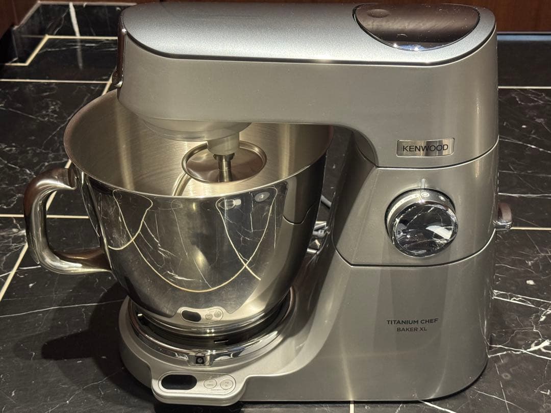 未使用ケンウッド スタンドミキサー Titanium Chef Baker XL