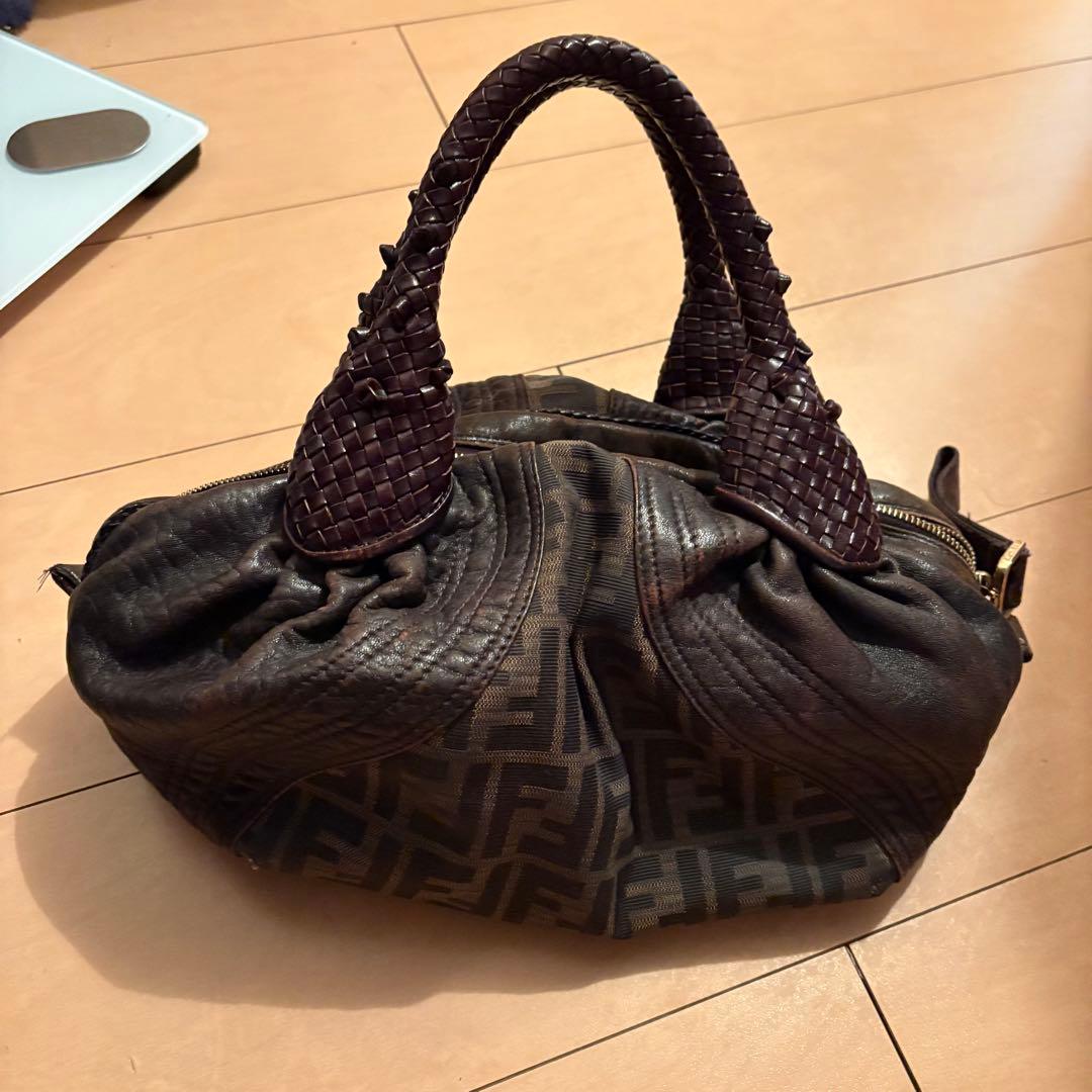 フェンディ ミニスパイバッグ