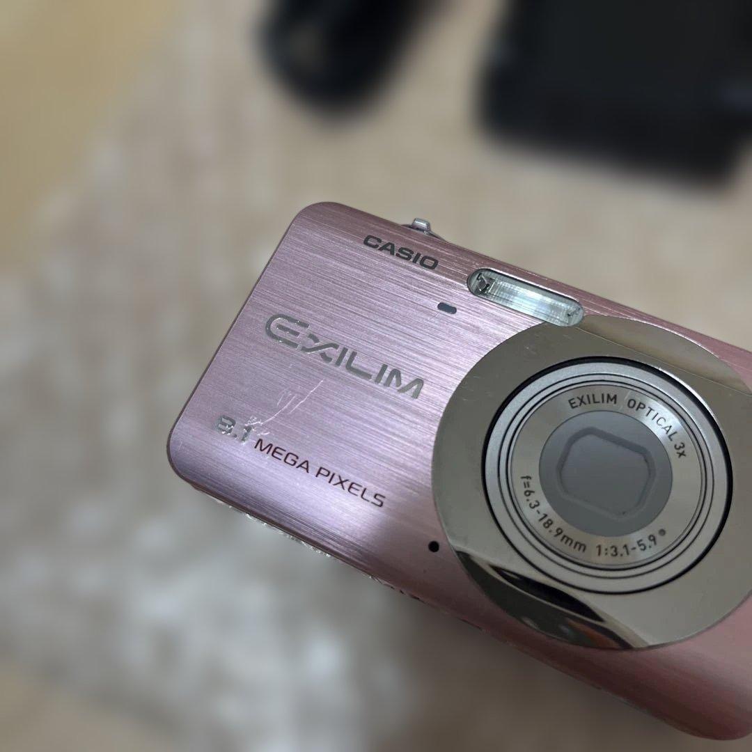 CASIO EXILIM 8.1 メガピクセル コンパクトデジカメEX-z80