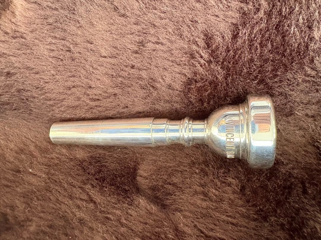 ヤマハトランペットYTR2320ES シルバープレート