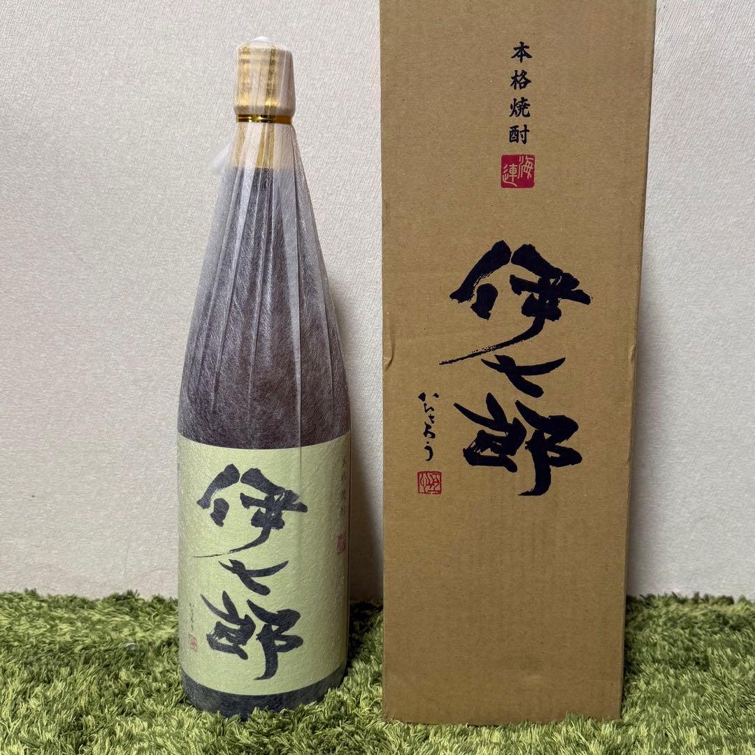 本格焼酎 伊七郎 いひちろう 1800ml 鹿児島酒造 芋 25度