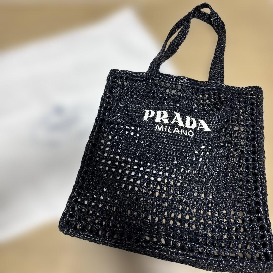 PRADA クロシェトートバッグ