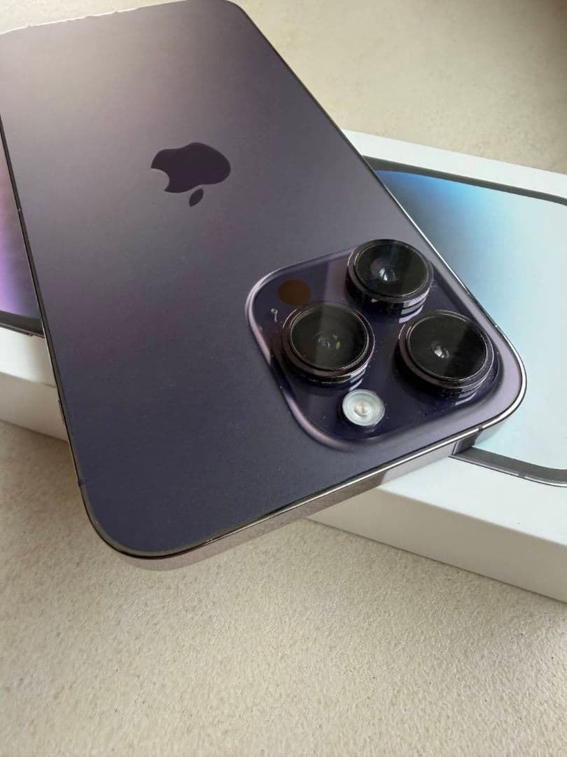 iPhone14promax 本体 ケース、ガラスフィルム付き