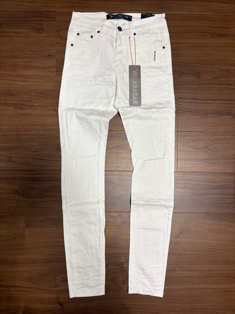 【新品】 VALABASAS スキニー ホワイト サイズ29
