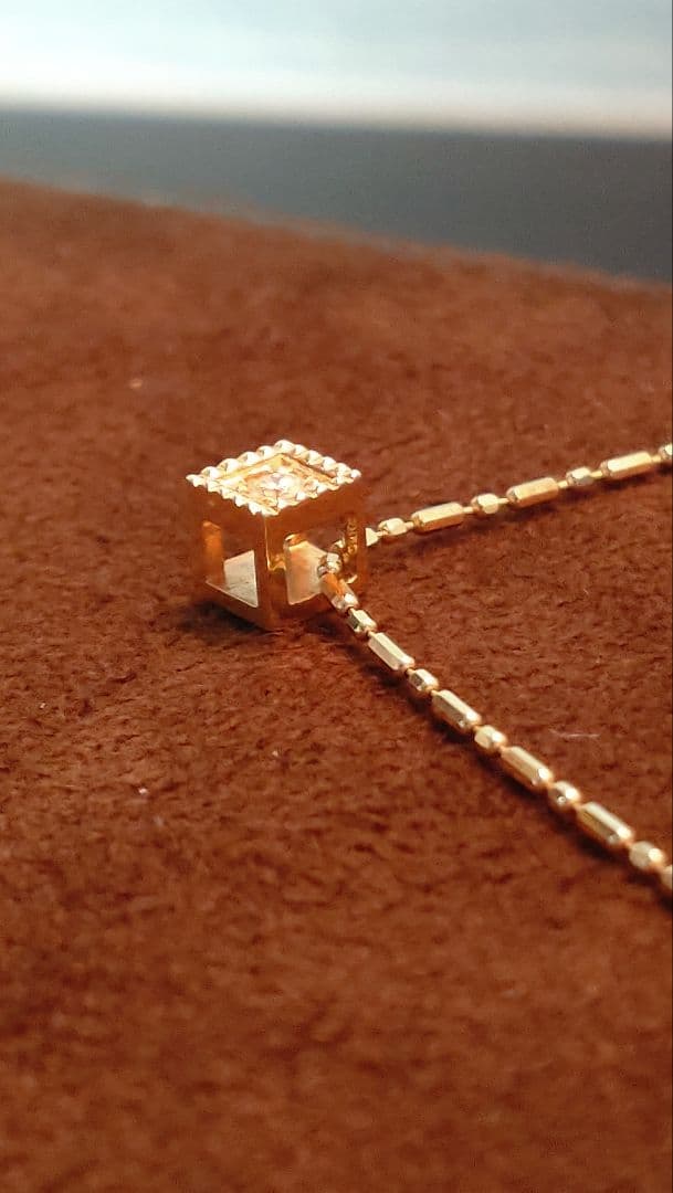 中古　agete　18金ダイヤモンドネックレス