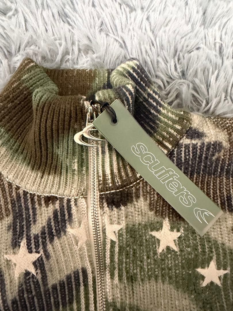 【完売サイズ】scuffers 迷彩ジップアップ ニット