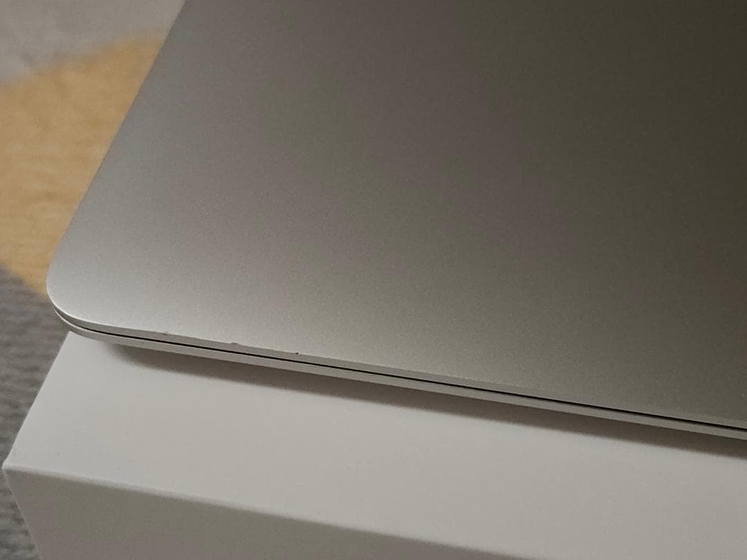 MacBook本体 MacBook Air 2020 intelCPU 512GB
