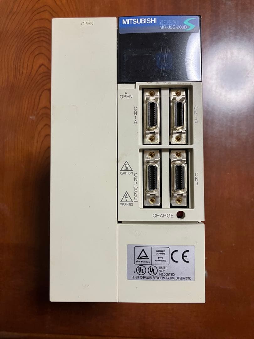 三菱サーボアンプMR-J2S-200B