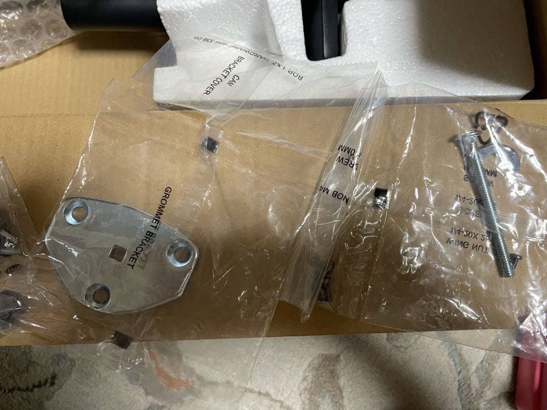 T*h様 エルゴトロン LX モニターアーム デスクマウント マットブラック