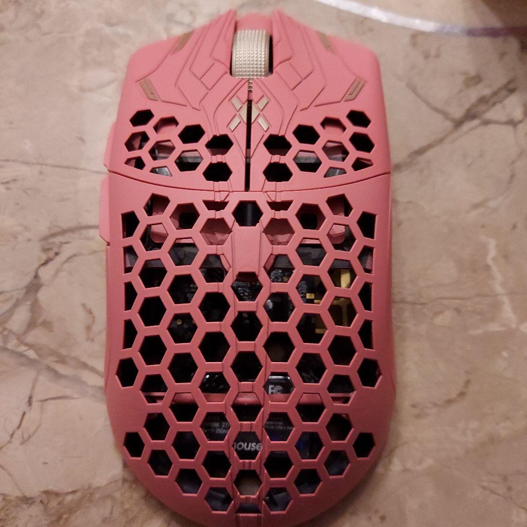 Finalmouse UltralightX Sakura Medium サイズ
