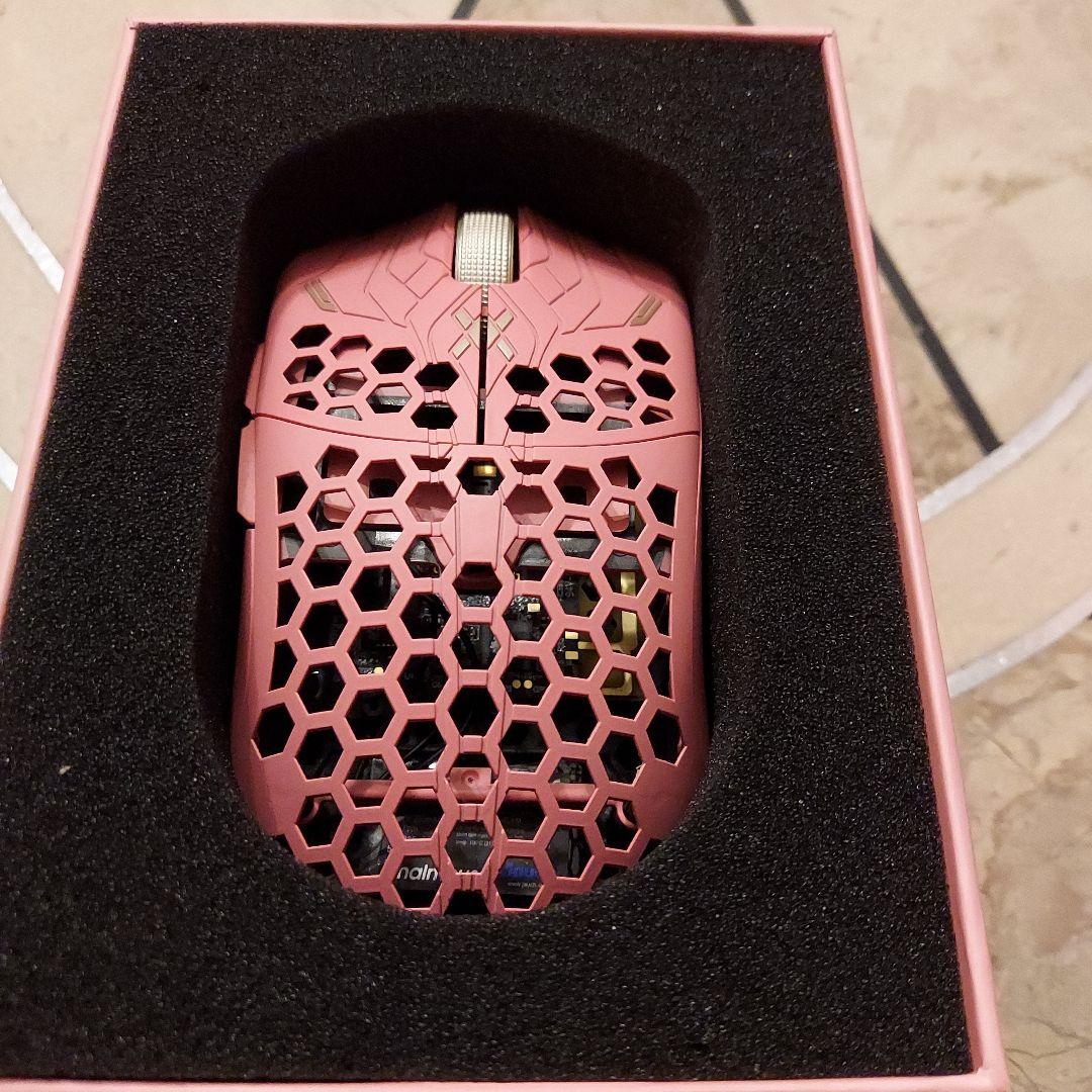Finalmouse UltralightX Sakura Medium サイズ