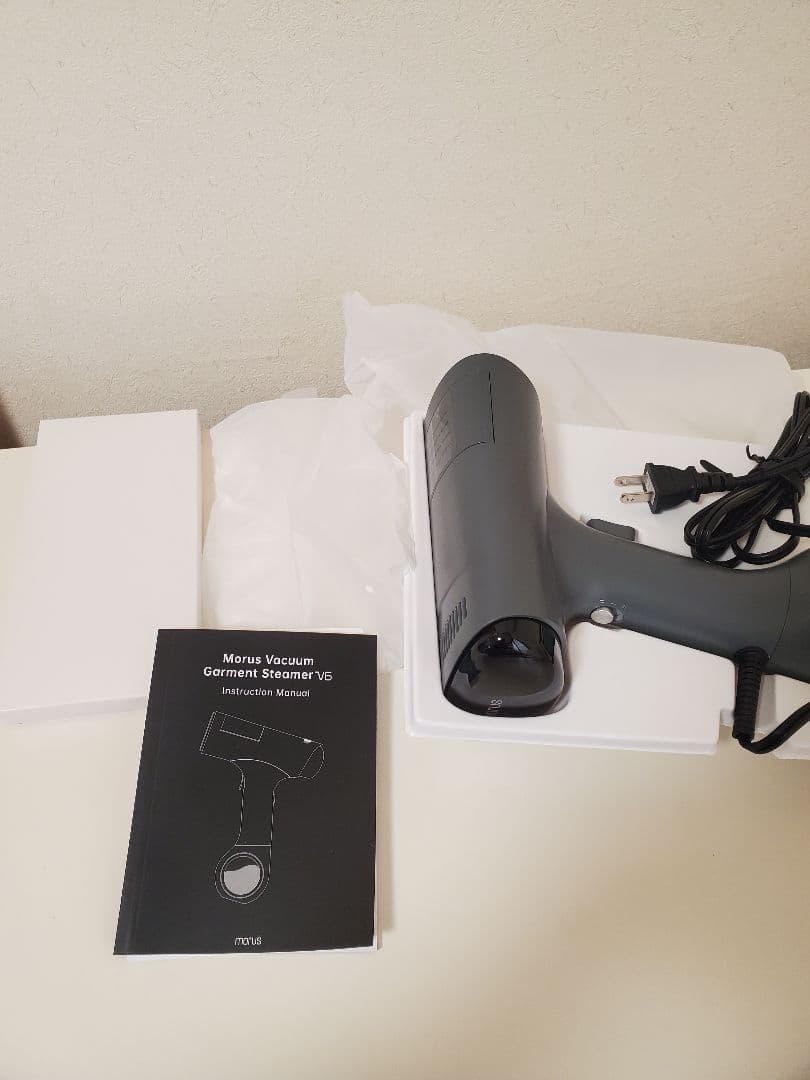 【新品】吸着式衣類スチーマー Morus V6 ホワイト