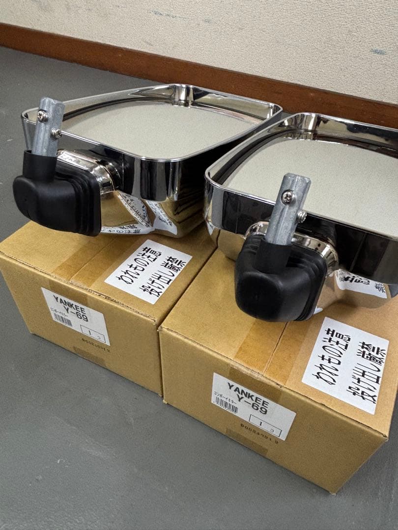 新品未使用！ メーカー廃盤品！激レア品！Y69コンボイミラー 左右SET